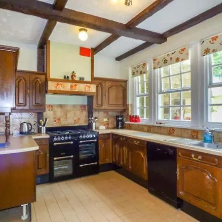Beech Hill Manor